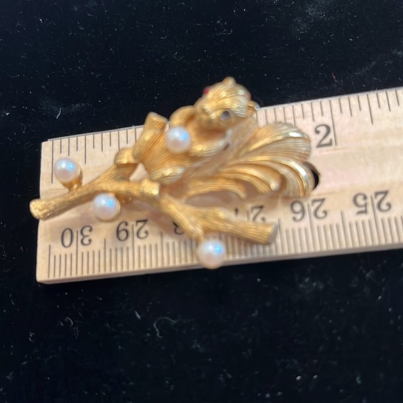 Vintage Brooches/Pins set of 3. Roaster Toledo Spain, Turtle Pell & Squirrel. - Picture 9 of 15